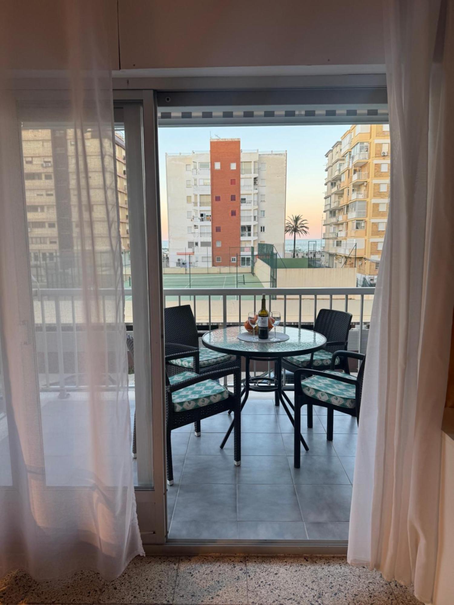 Lovely Family Apartment 2 Min. From The Beach Playa de Gandia Экстерьер фото