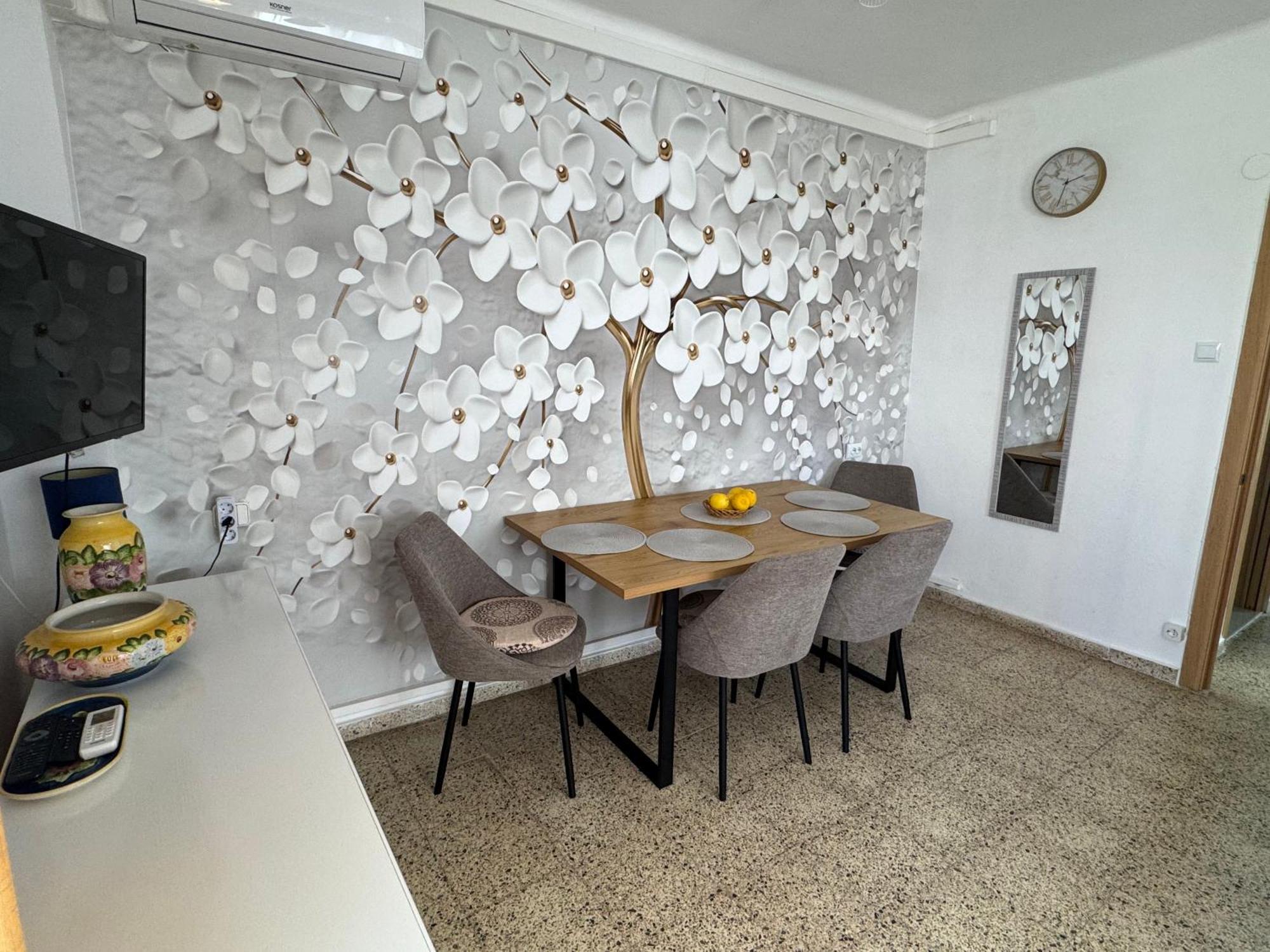 Lovely Family Apartment 2 Min. From The Beach Playa de Gandia Экстерьер фото